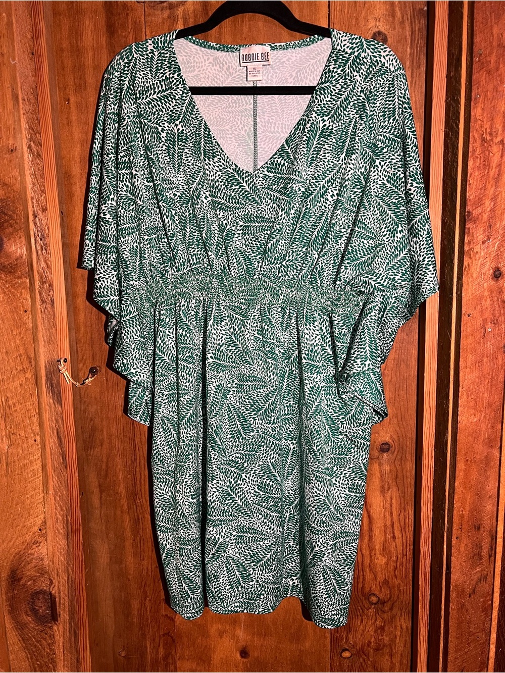 Robbie Bee Green Printed V-Neck Women’s Dress
